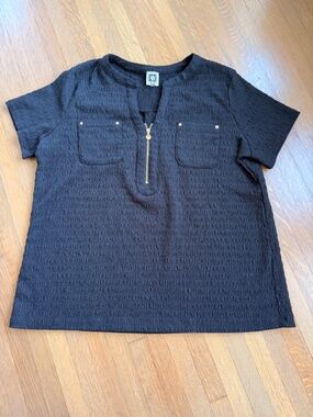 Anne Klein Textured Black & Gold Zipper Top